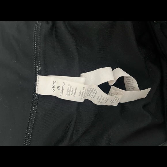 Grey lululemon shorts - Picture 3 of 3